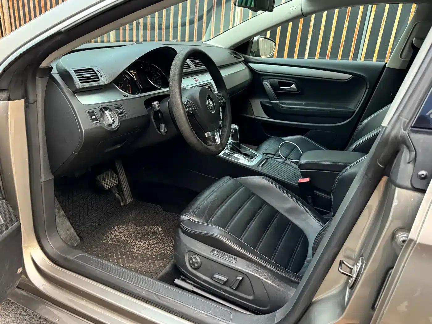 Volkswagen CC 2009 3.6FSI Top-of-the-line version — миниатюра 5