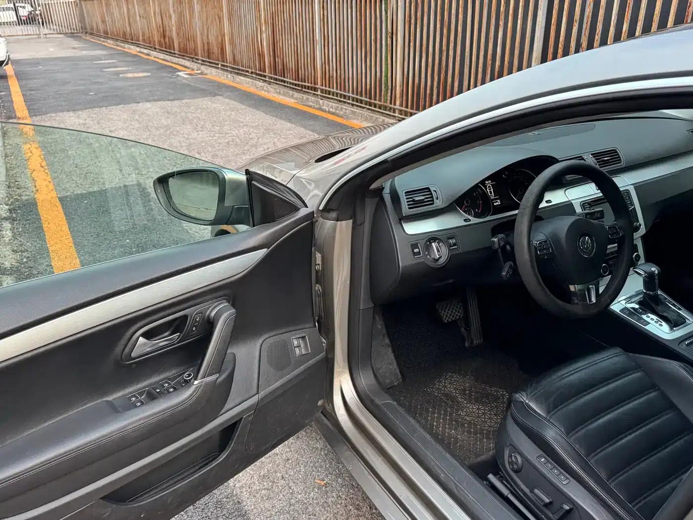 Volkswagen CC 2009 3.6FSI Top-of-the-line version — миниатюра 9