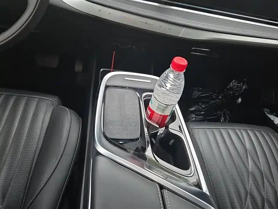 Maxus G90 2022 2.0T Galaxy 7-seater Edition — миниатюра 16