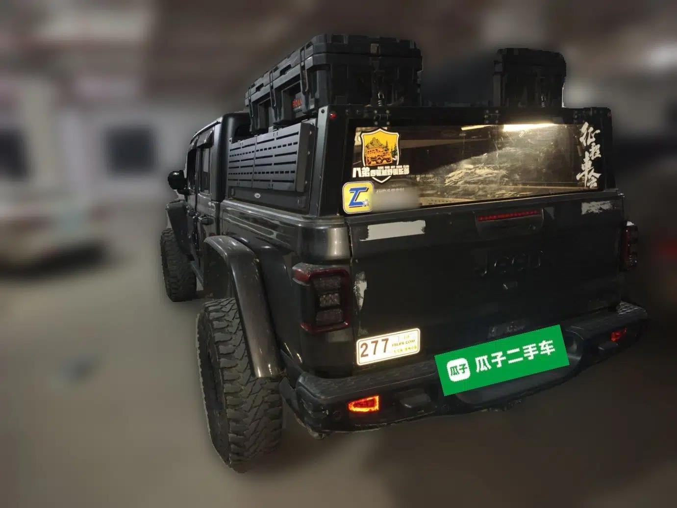 Jeep Gladiator 2022 3.6L Pioneer Edition — миниатюра 4