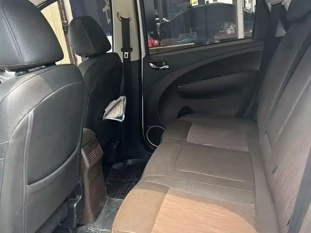 Jingyi X3 2017 1.5L Manual Comfort Model — миниатюра 11