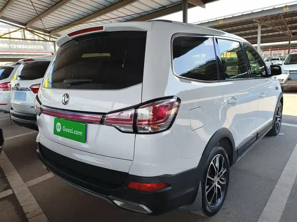 Fengxing SX6 2016 1.6L CVT Luxury Edition — миниатюра 7