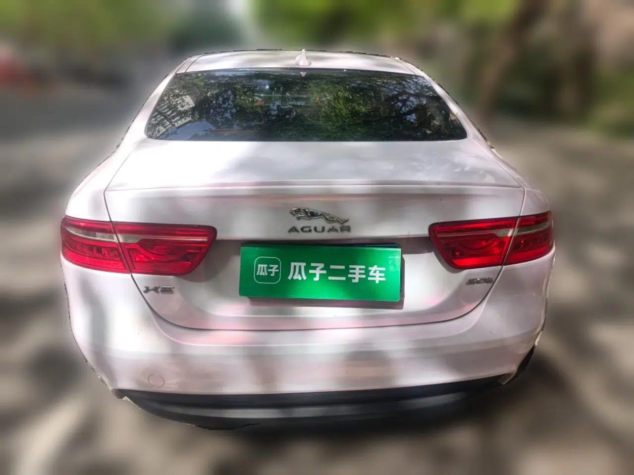 Jaguar XE 2015 2.0T 200 PS R-Sport — миниатюра 5