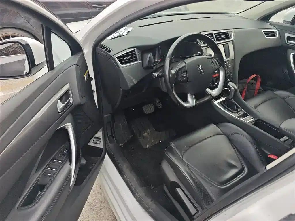 DS 5LS 2015 1.6T Elegant Edition THP160 — миниатюра 12