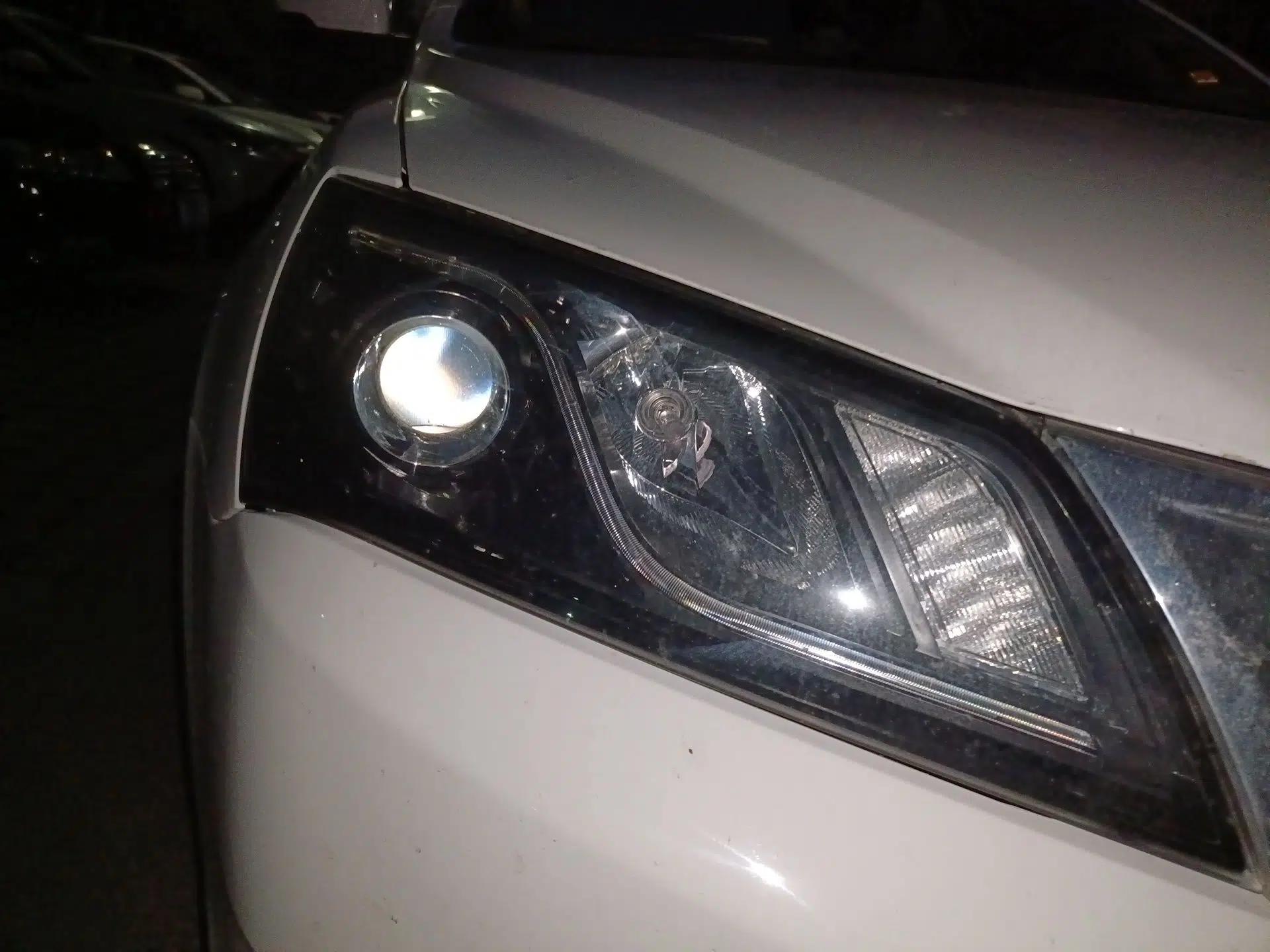 Geely Auto Emgrand New Energy 2016 EV Elite Model — миниатюра 7