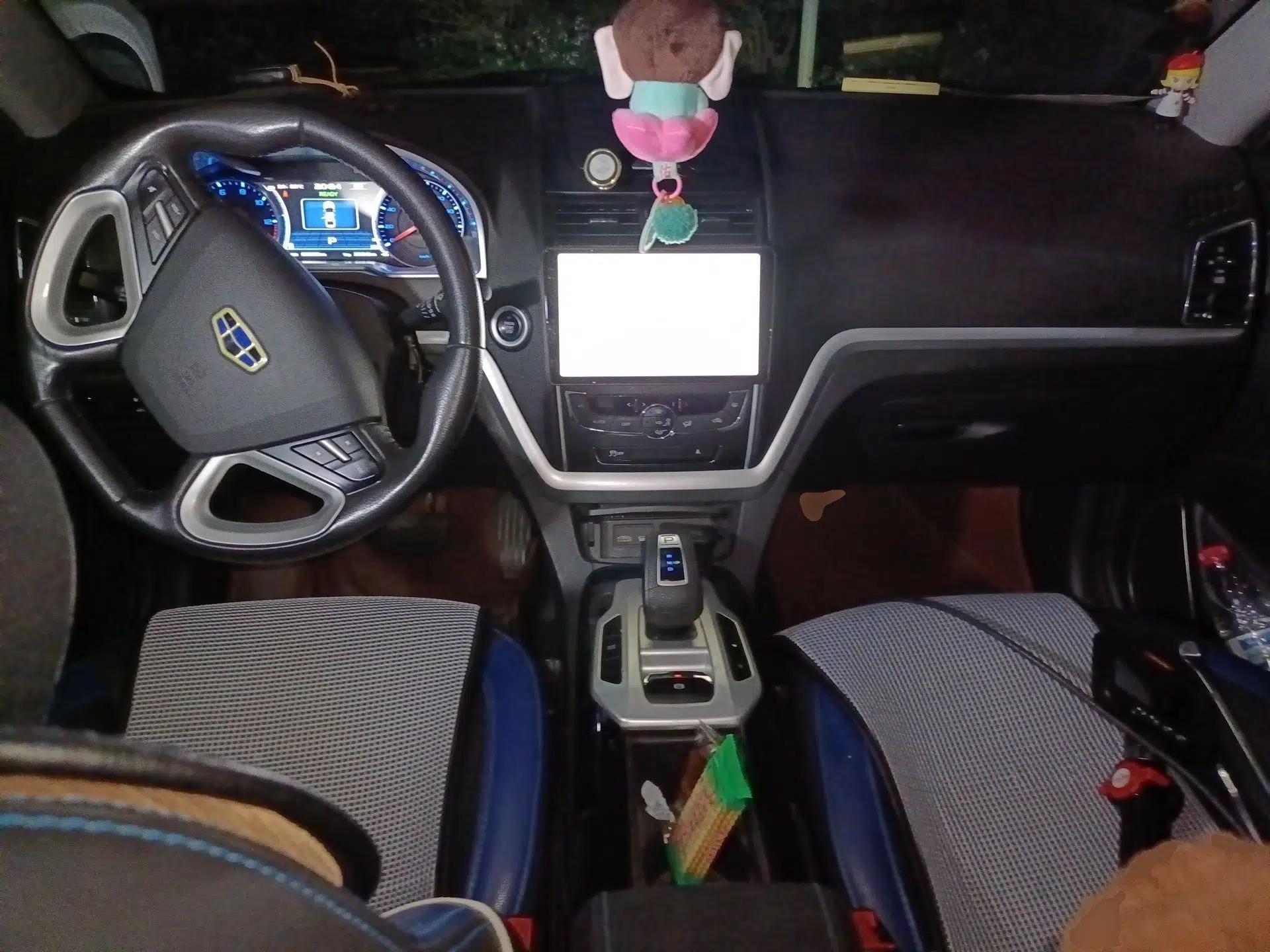 Geely Auto Emgrand New Energy 2016 EV Elite Model — миниатюра 10