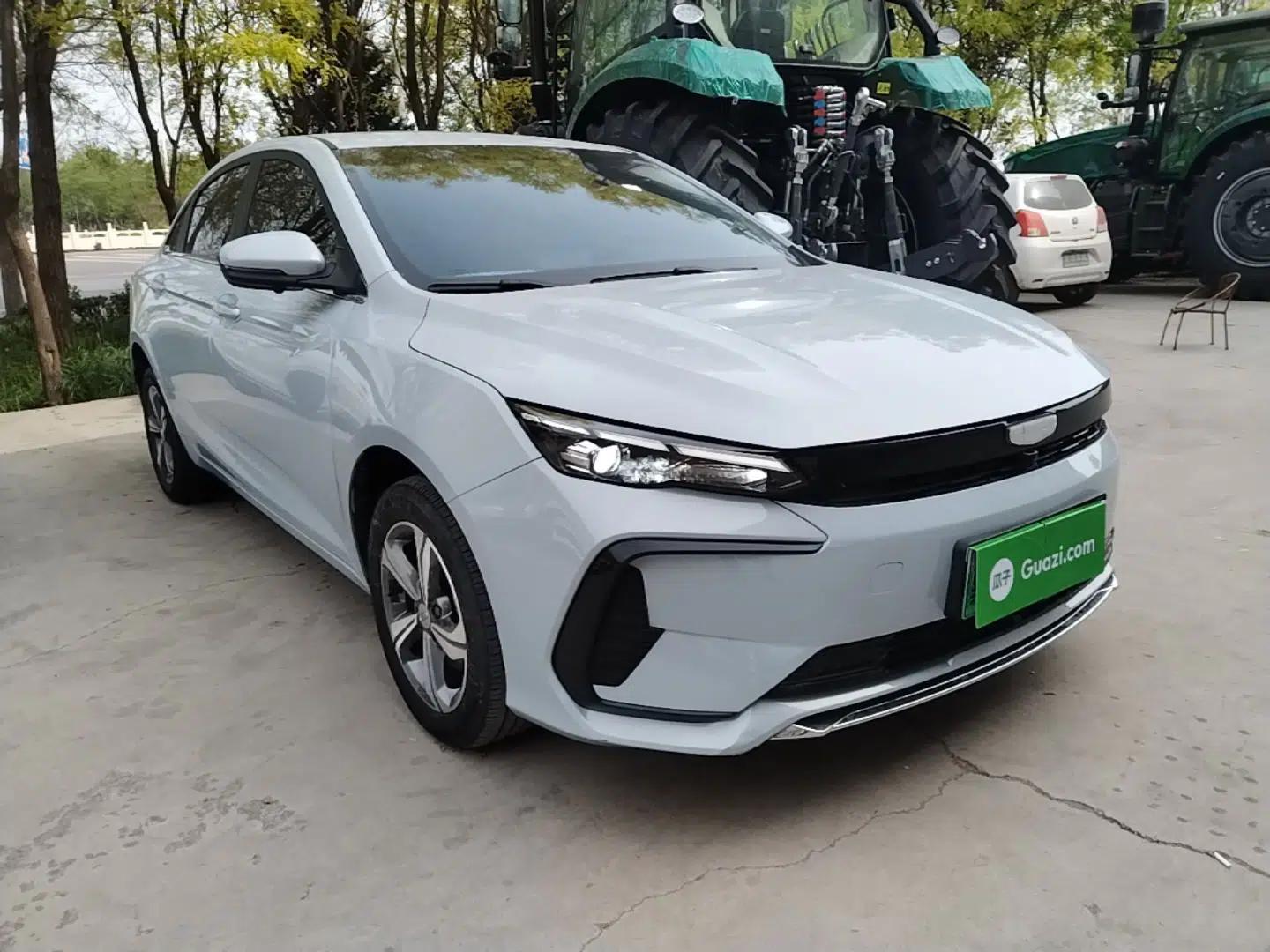 Geely Auto Emgrand L HiP 2024 Longteng Edition 1.5TD-DHT Pro 100KM Superior Model — миниатюра 6