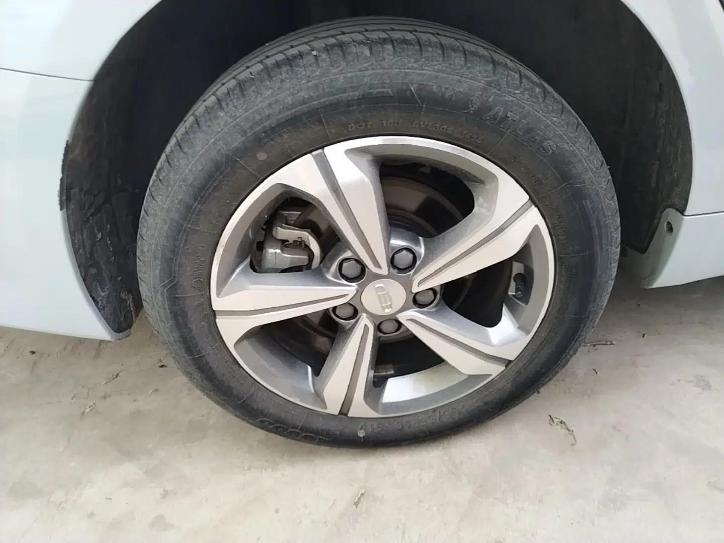 Geely Auto Emgrand L HiP 2024 Longteng Edition 1.5TD-DHT Pro 100KM Superior Model — миниатюра 10
