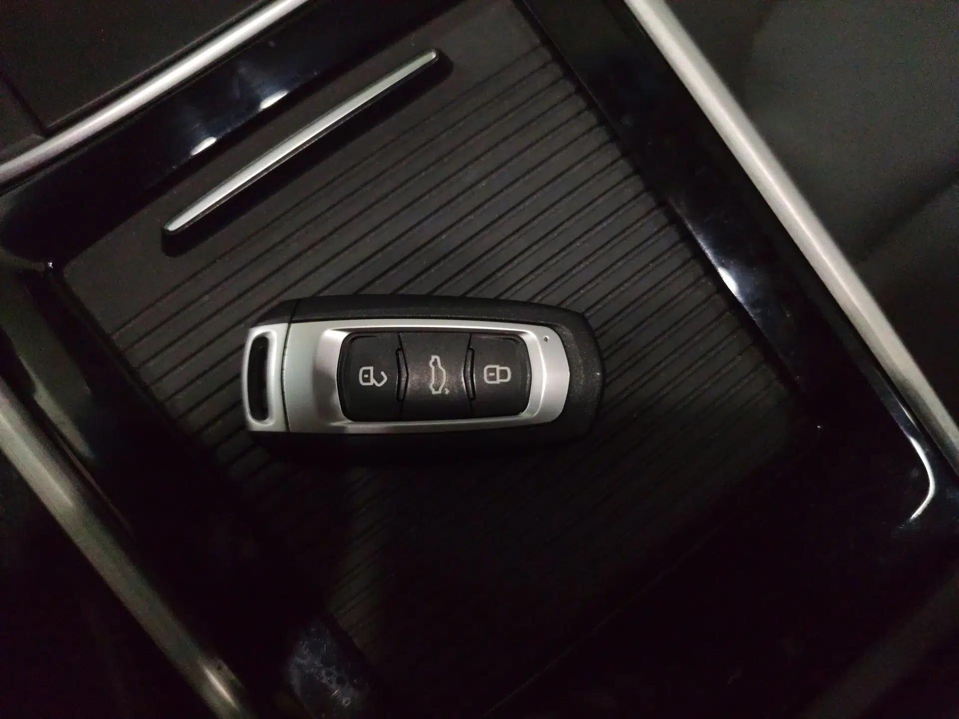 Geely Auto Emgrand GSe 2018 Zunshang Model — миниатюра 9