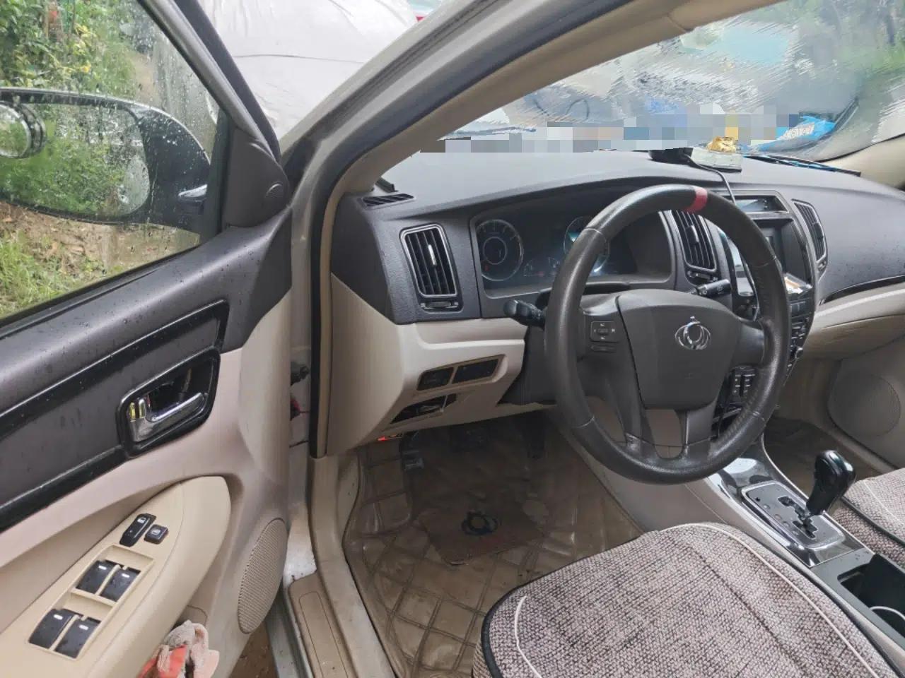 Geely Auto GC7 2012 1.8L Automatic Elite Edition — миниатюра 17