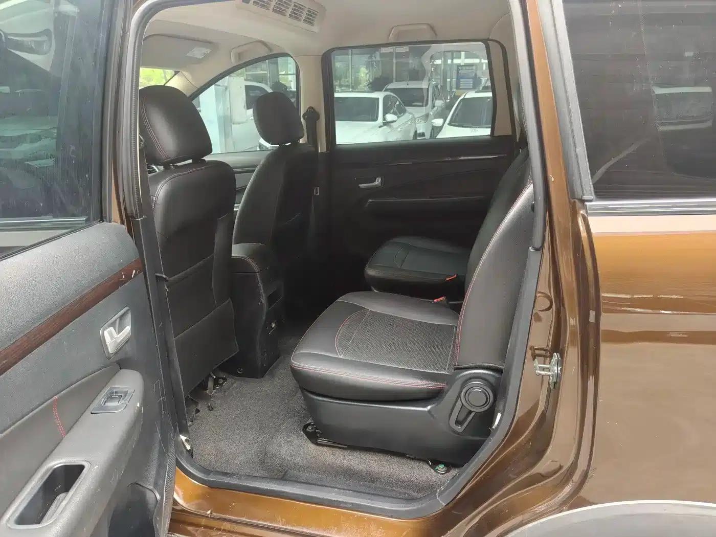 Fengguang 360 2015 Model 1.5L Manual Comfort 5-Seater National IV Emission Standard — миниатюра 8