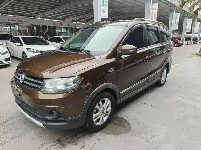 Fengguang 360 2015 Model 1.5L Manual Comfort 5-Seater National IV Emission Standard