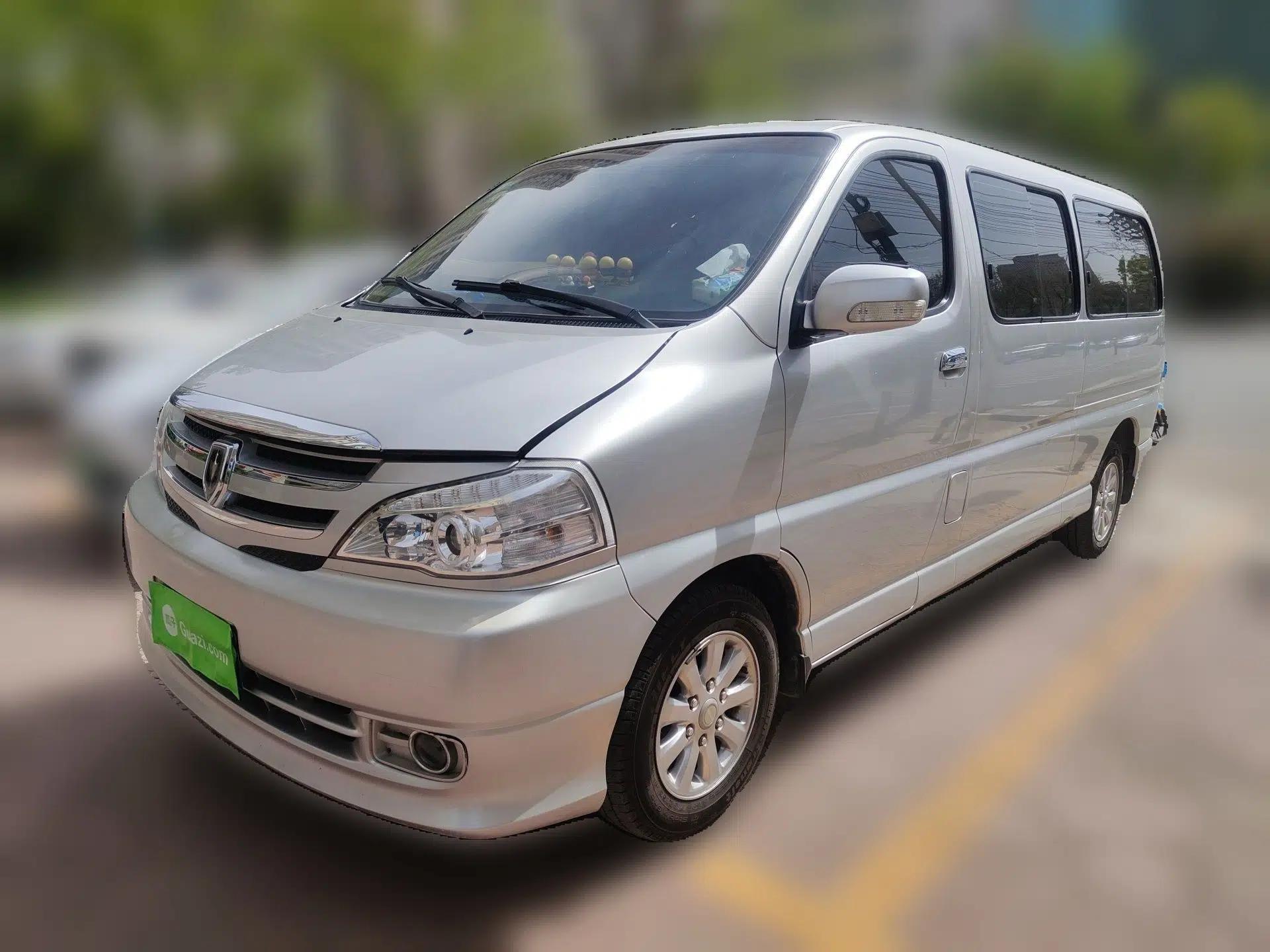 Jinbei Grace 2016 2.0L Classic Edition Luxury Long-Wheelbase 9-Seater — миниатюра 1