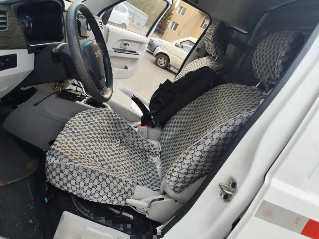 Jinbei New Hiace X30L CNG 2023 100L CNG Wealth Edition Van 2/5-Seater Air-Conditioned Model SWCC15M — миниатюра 16