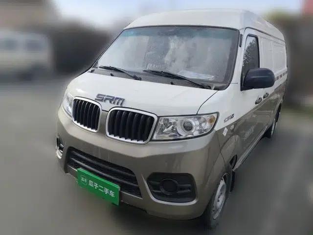 Jinbei New Hiace X30L CNG 2023 100L CNG Wealth Edition Van 2/5-Seater Air-Conditioned Model SWCC15M