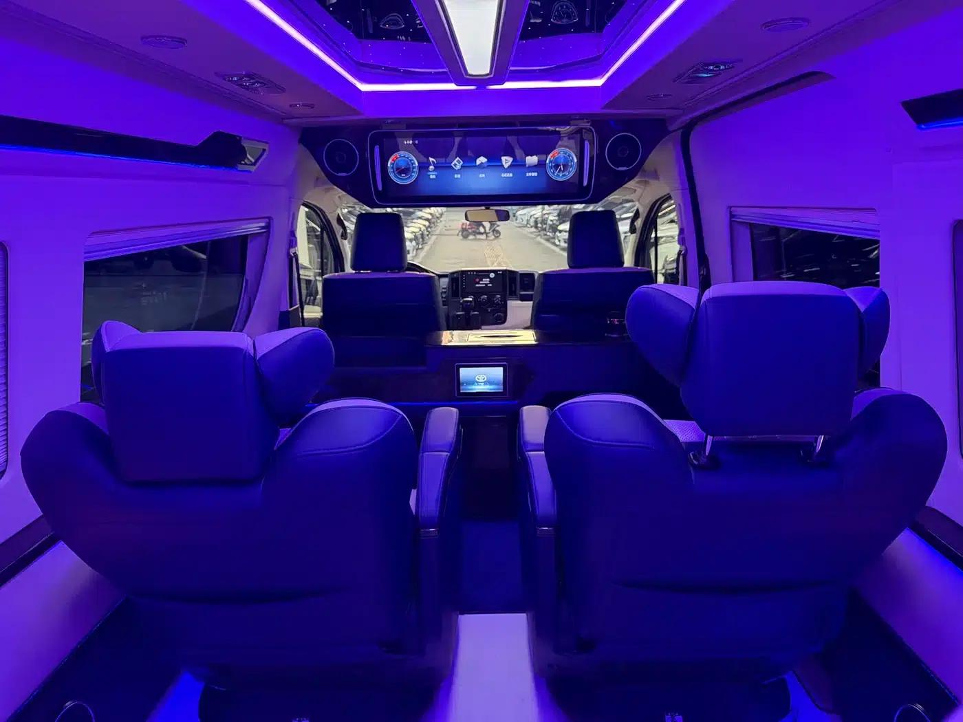 2023 HIACE 3.5L Automatic — миниатюра 20