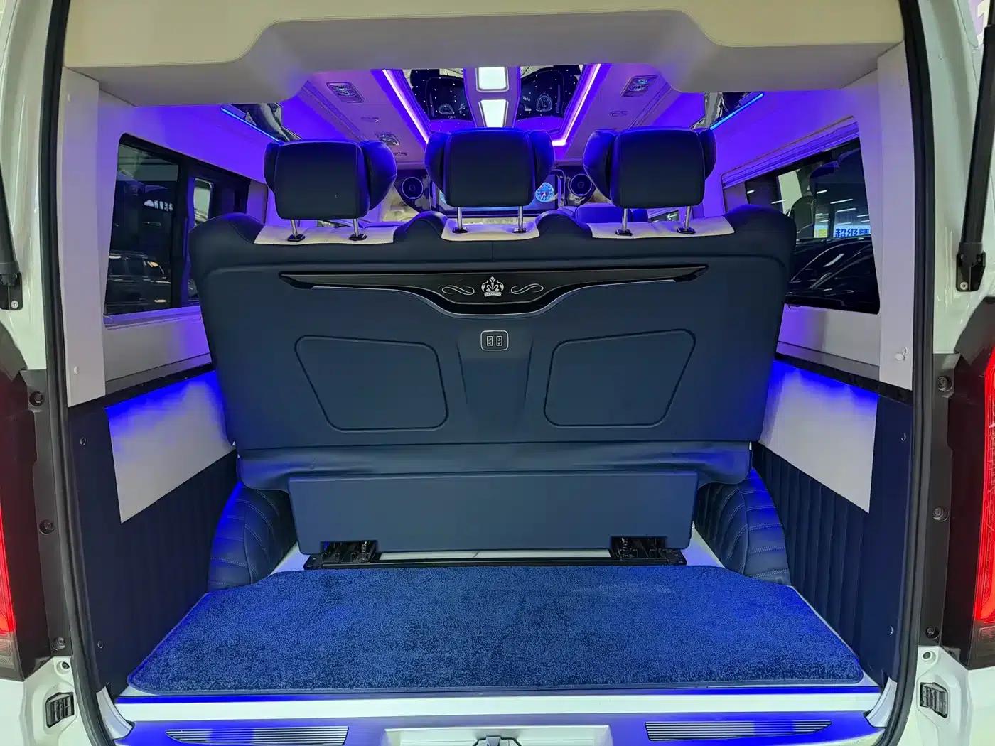 2023 HIACE 3.5L Automatic — миниатюра 21