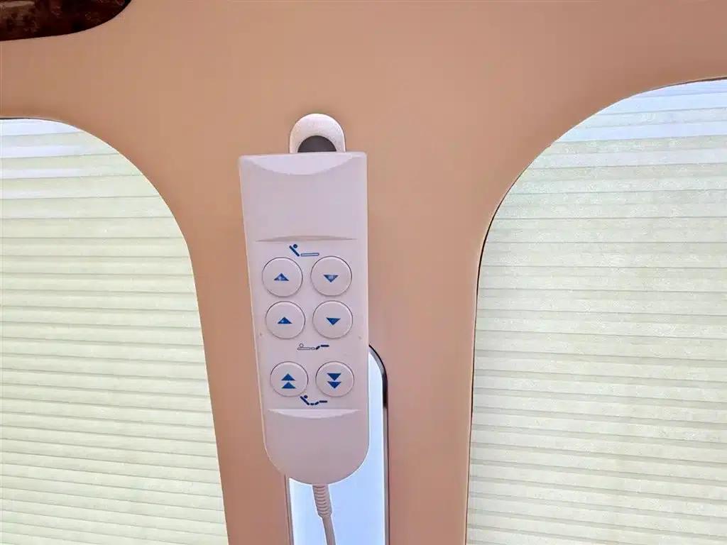 2020 Toyota Coaster 4.0L Automatic — миниатюра 40