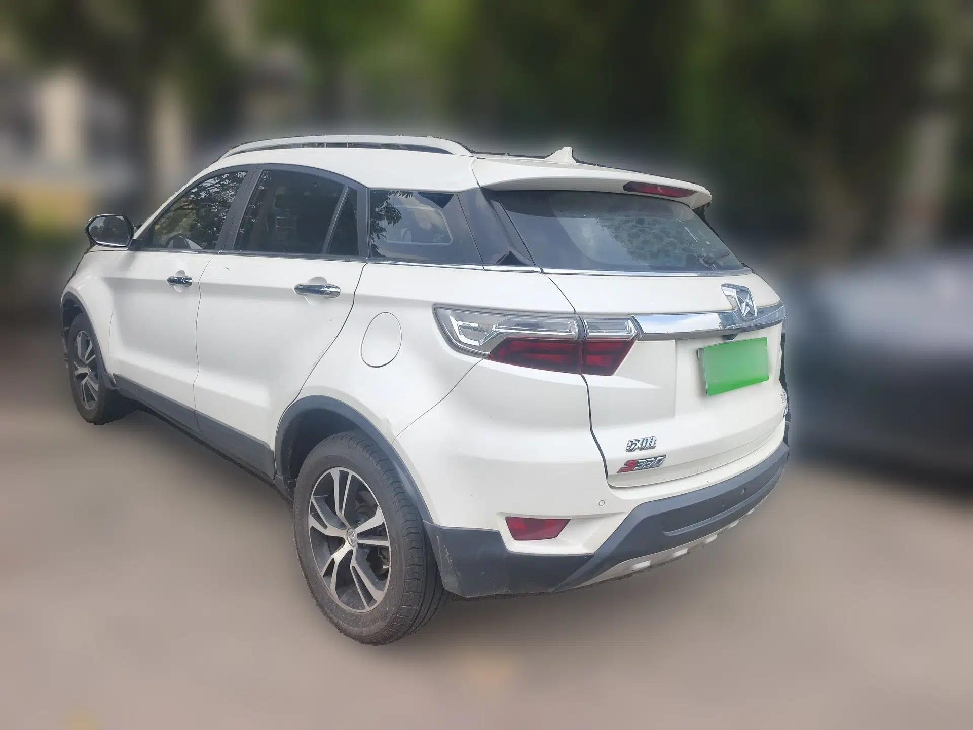 JMC Yusheng S330 2016 1.5L GTDi Automatic Two-Wheel Drive Prestige Edition — миниатюра 4