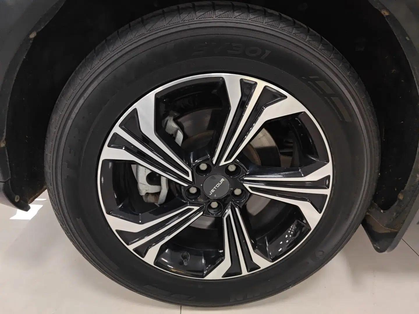 JETOUR X70S 2022 1.5T DCT Active Version 7-Seater — миниатюра 8