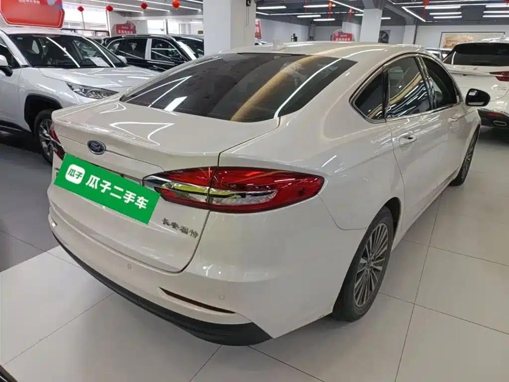 Mondeo PHEV 2018 2.0 PHEV Intelligent Luxury Model (China VI Emission Standard) — миниатюра 5