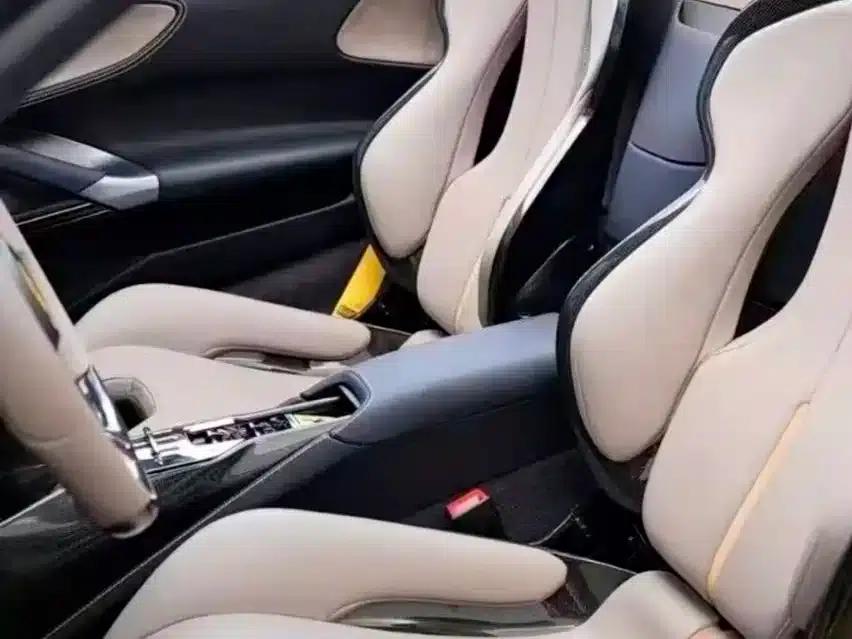 SF90 2021 3.9T V8 Spider — миниатюра 5