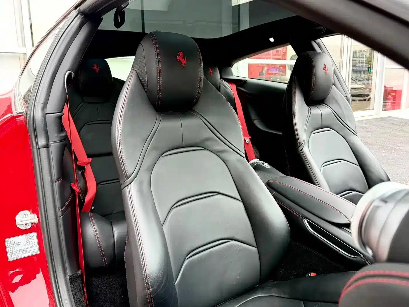 2017 GTC4Lusso 3.9T V8 — миниатюра 6
