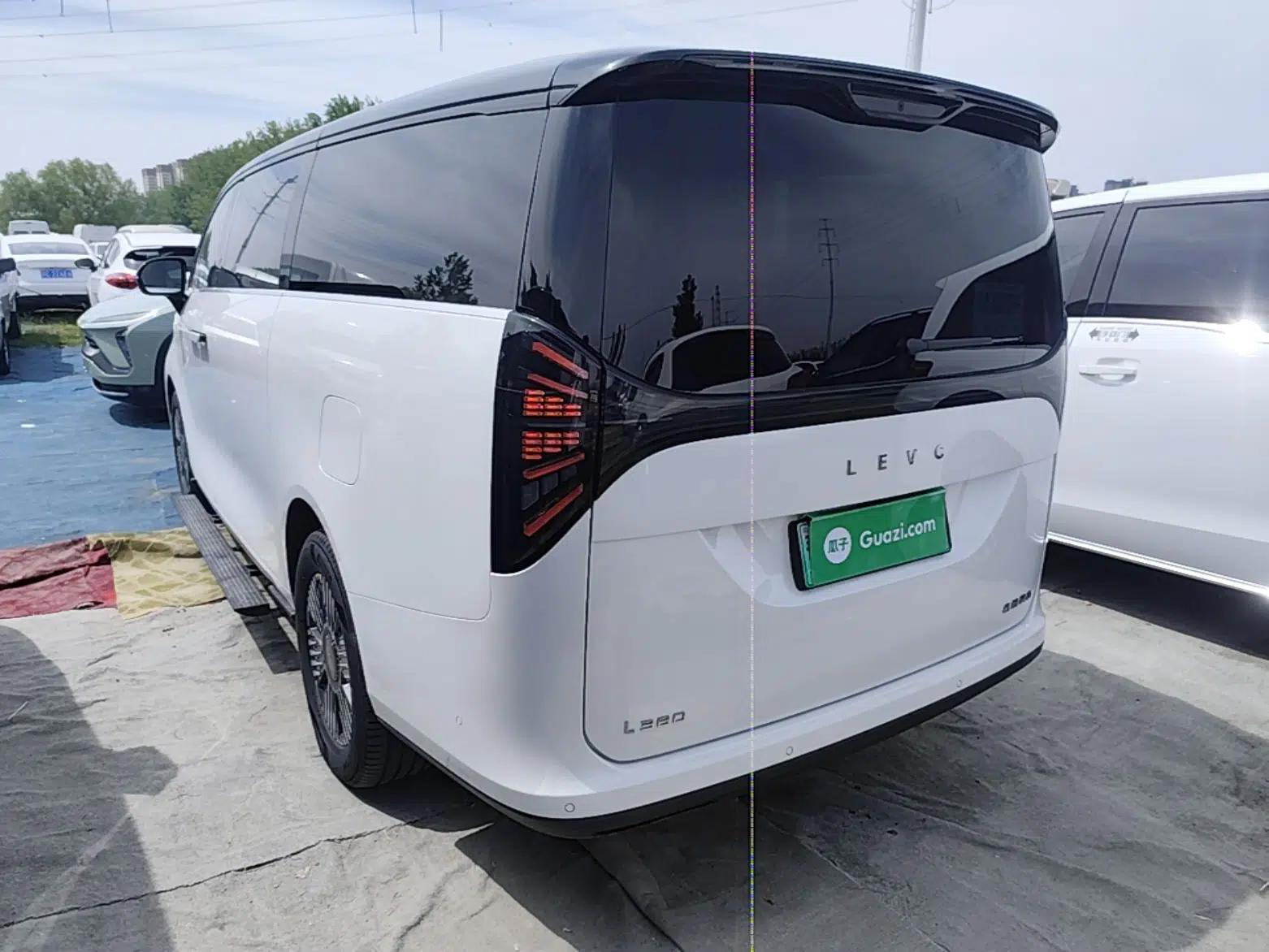 Geely Galaxy LEVC L380 2024 140-Degree 8-Seater Four-Wheel Drive Max — миниатюра 4