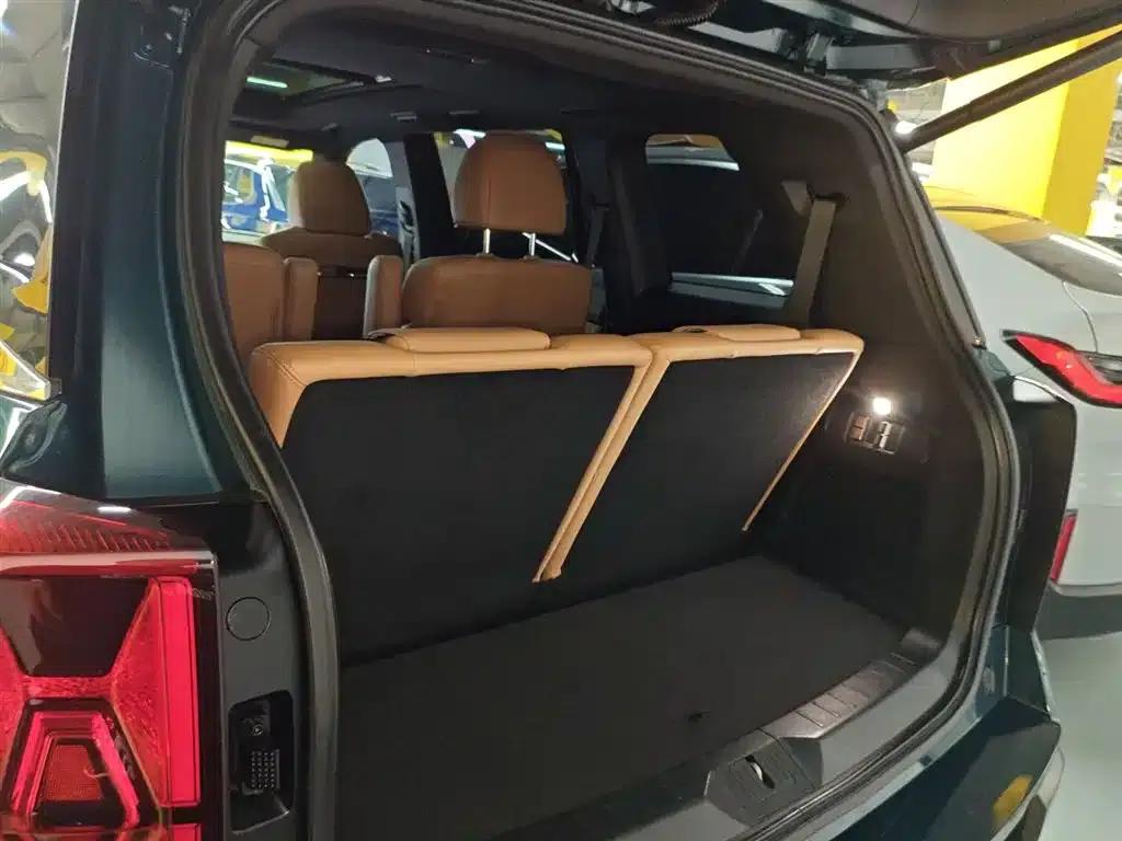 Trumpchi ES9 2024 PHEV Traveler Pro (143km) — миниатюра 19