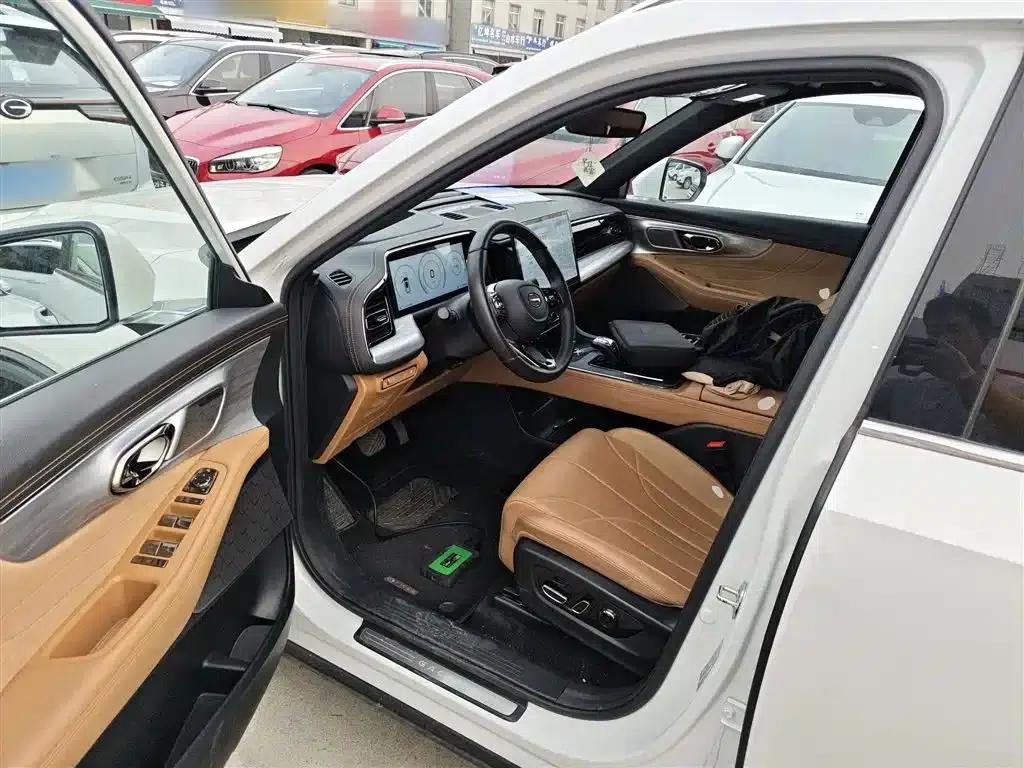 Trumpchi ES9 2024 PHEV 143km Traveler Max — миниатюра 16