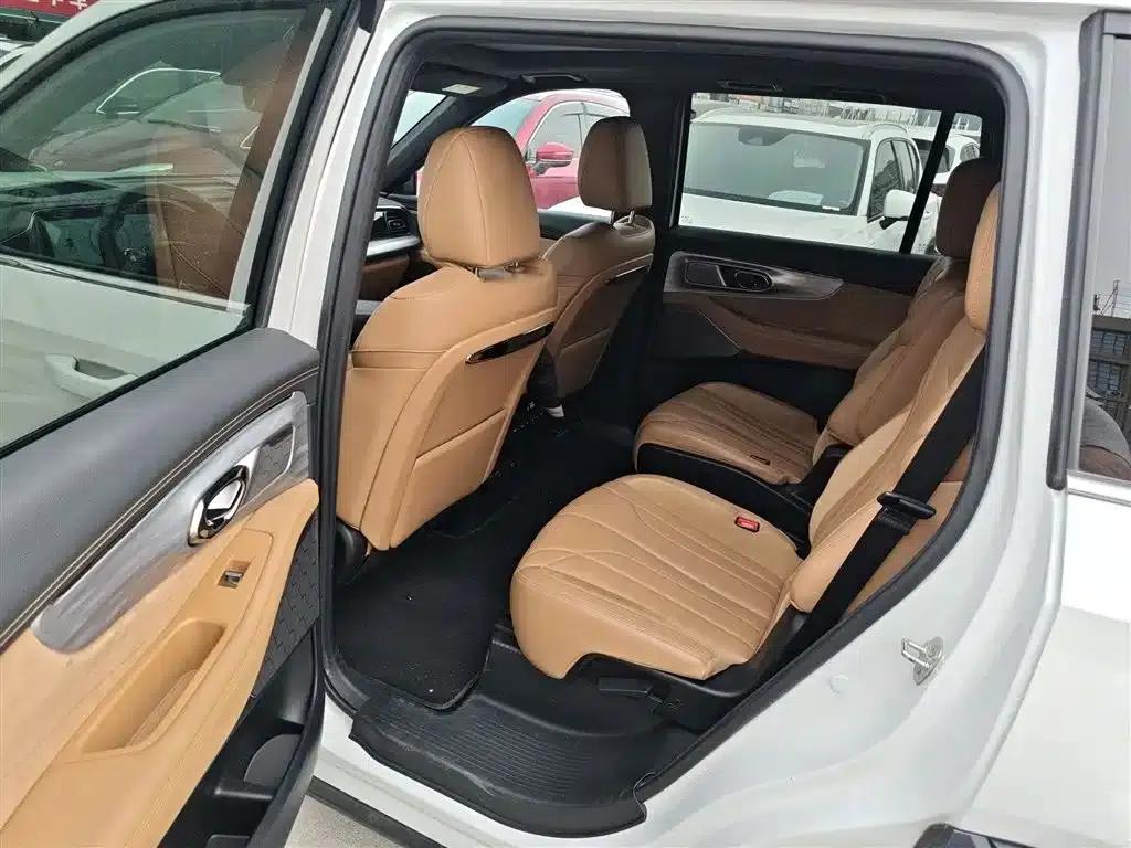 Trumpchi ES9 2024 PHEV 143km Traveler Max — миниатюра 17