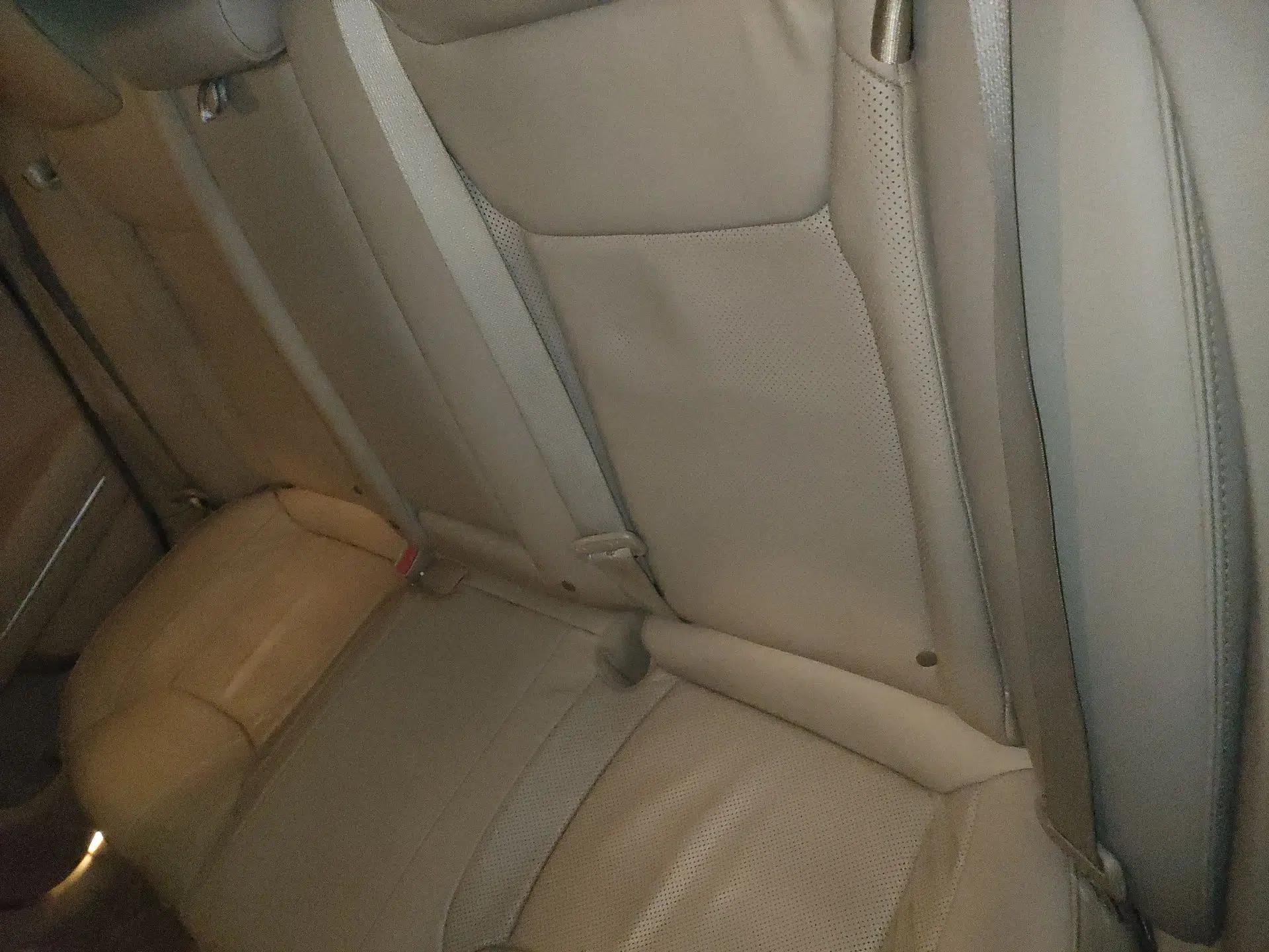 Chrysler 300C 2013 3.6L Luxury Edition — миниатюра 18
