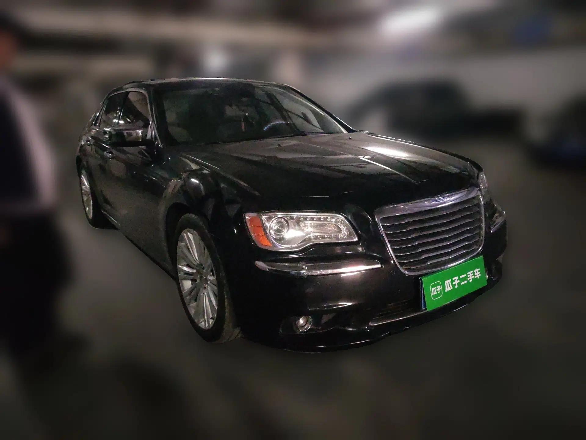 Chrysler 300C 2013 3.6L Luxury Edition — миниатюра 3