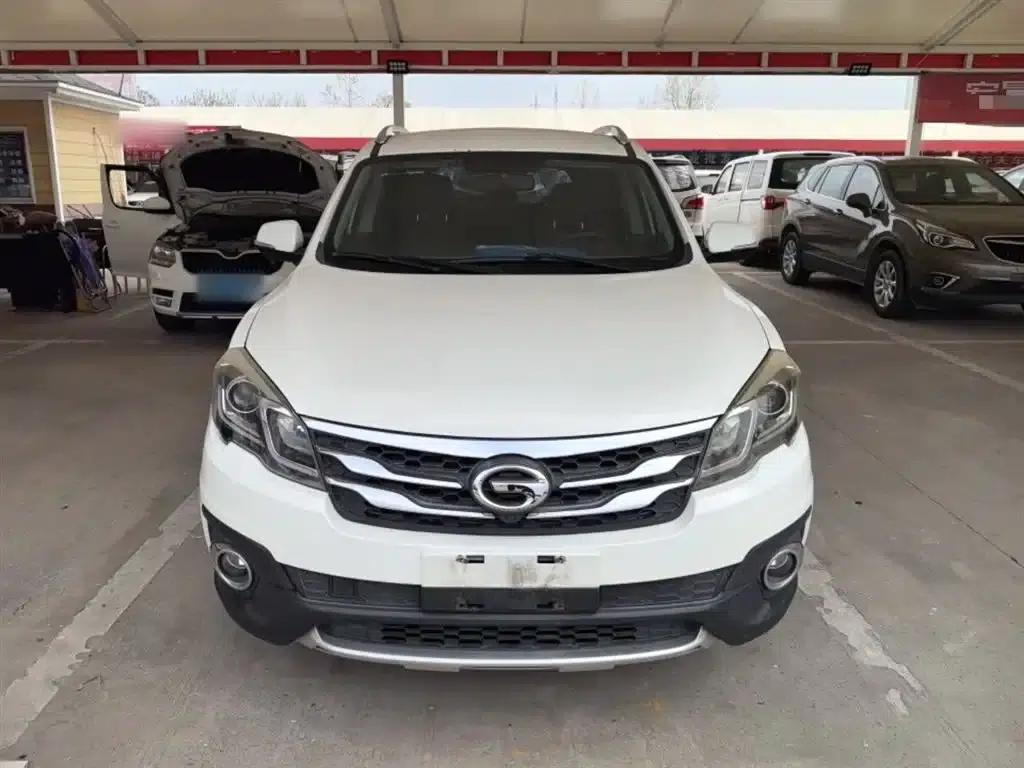 Trumpchi GS5 Super 2015 2.0L Automatic 2WD Comfort Edition — миниатюра 3