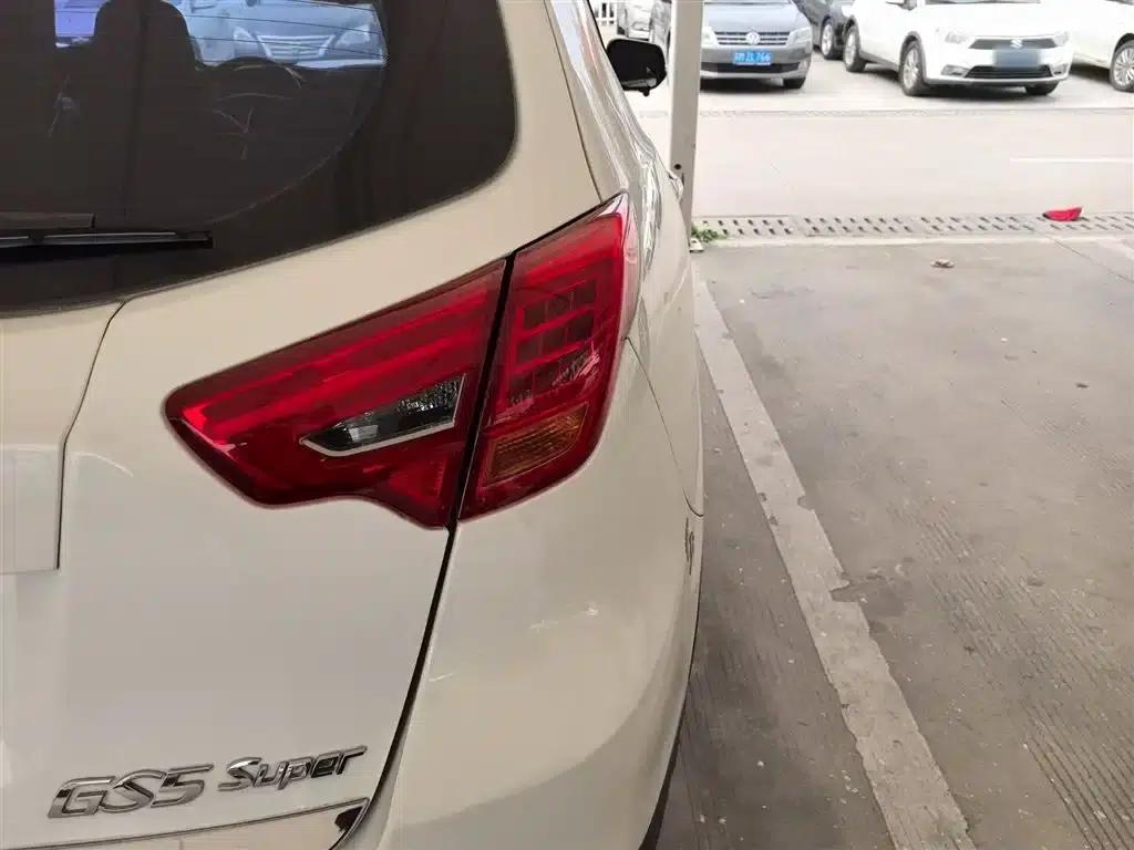 Trumpchi GS5 Super 2015 2.0L Automatic 2WD Comfort Edition — миниатюра 24