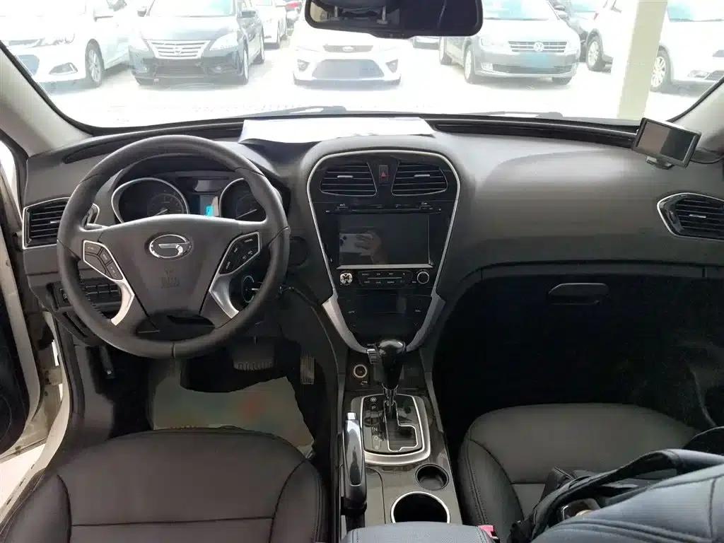 Trumpchi GS5 Super 2015 2.0L Automatic 2WD Comfort Edition — миниатюра 6