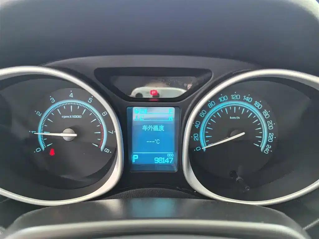 Trumpchi GS5 Super 2015 2.0L Automatic 2WD Comfort Edition — миниатюра 8