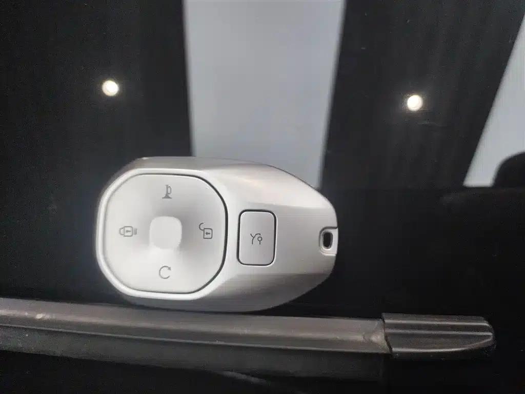 Trumpchi S9 2025 Model, Qiankun Ultra 6-Seater — миниатюра 17
