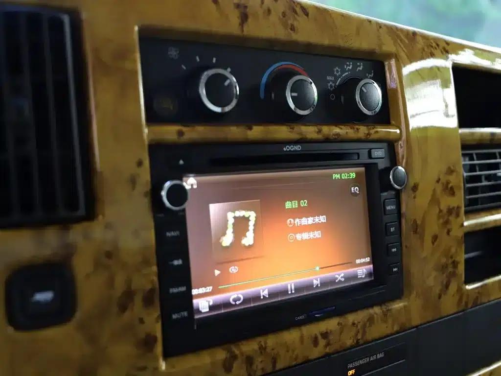 2017 SAVANA 1500S 4WD Classic Edition — миниатюра 14