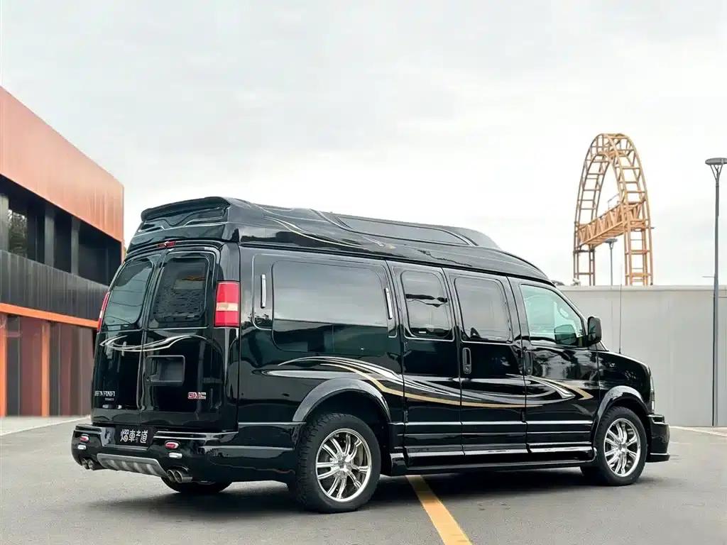 2017 SAVANA 1500S 4WD Classic Edition — миниатюра 3
