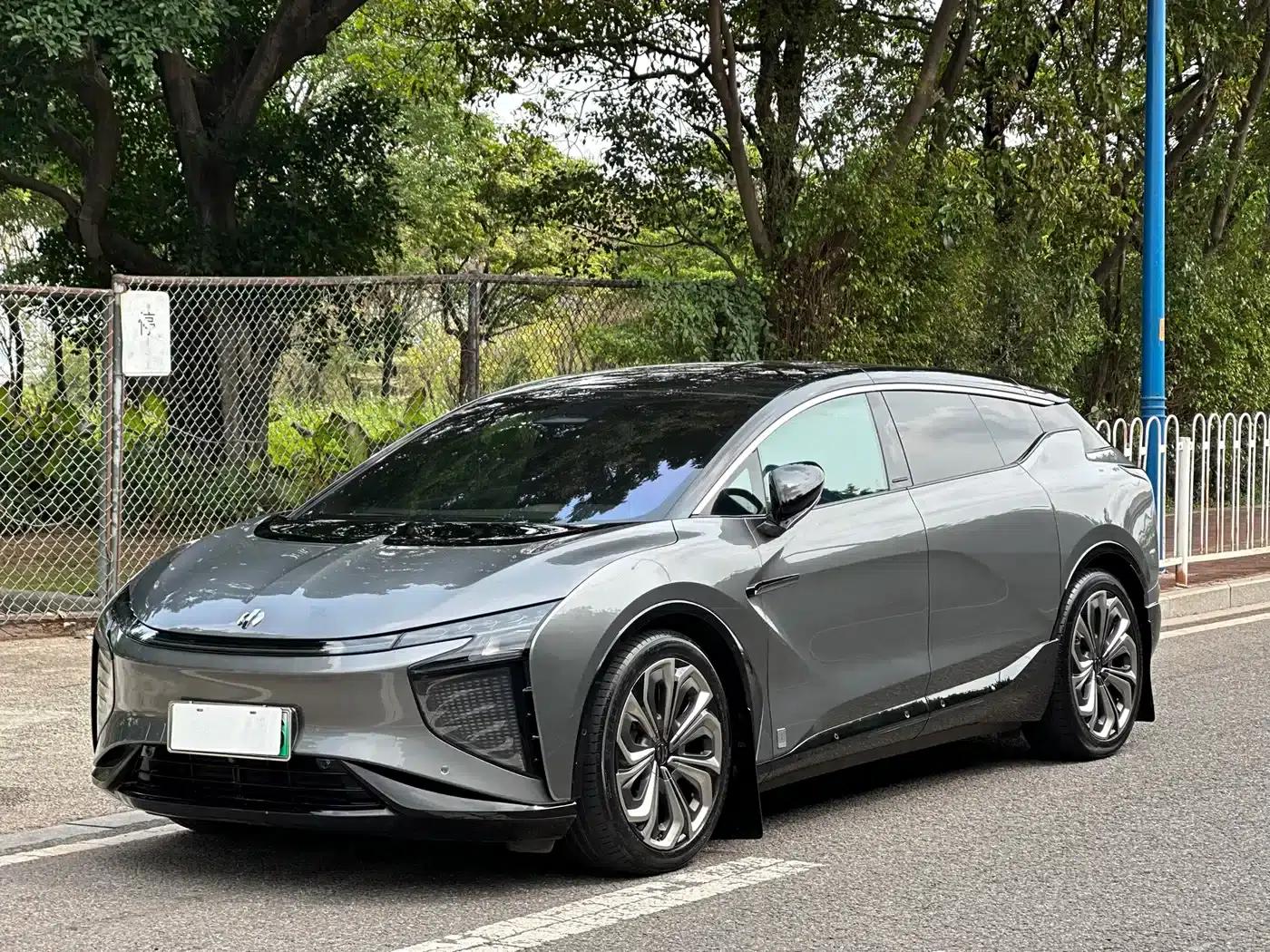 HiPhi X 2021 Flagship Edition 6-seater — миниатюра 1