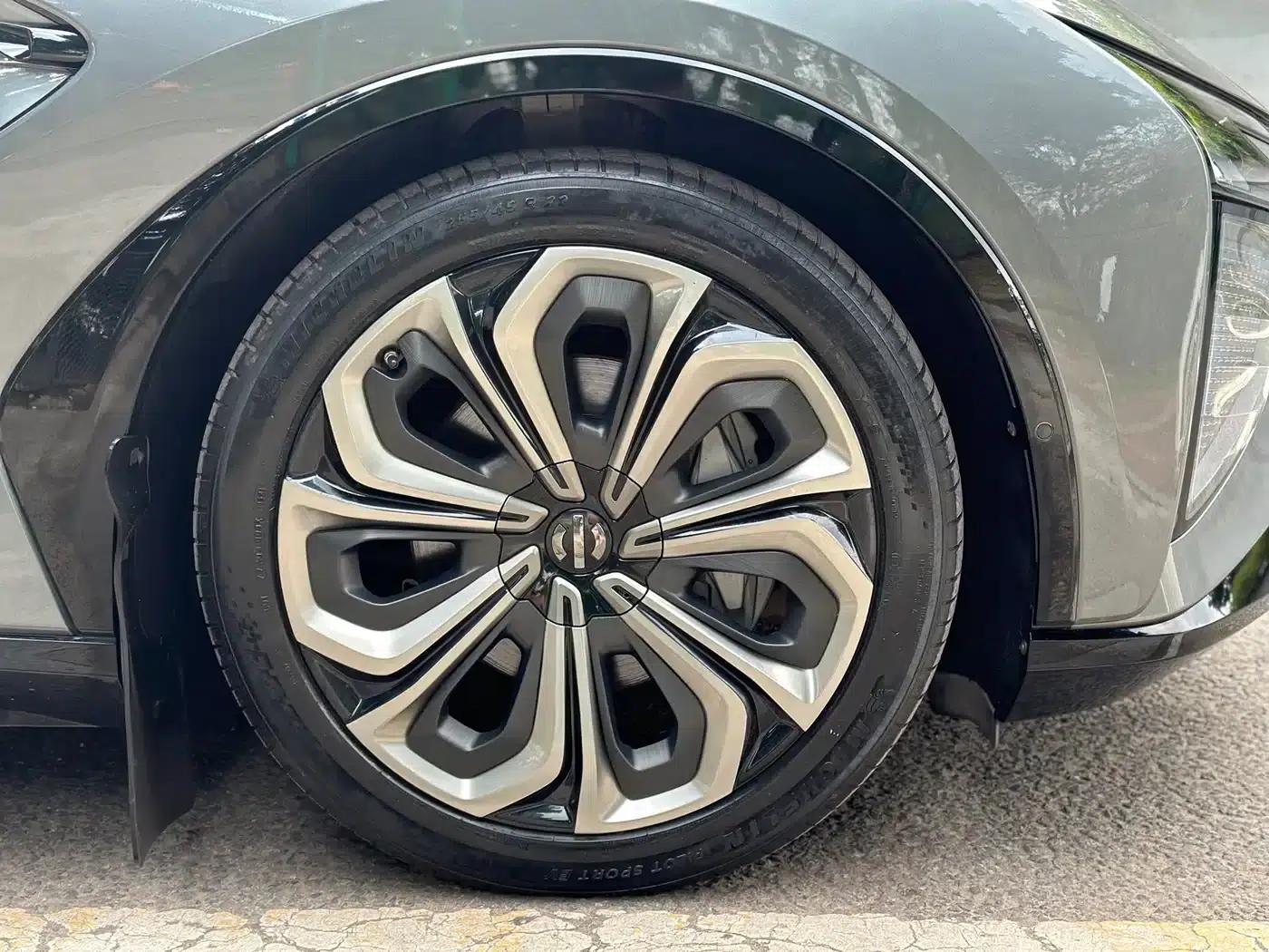 HiPhi X 2021 Flagship Edition 6-seater — миниатюра 4