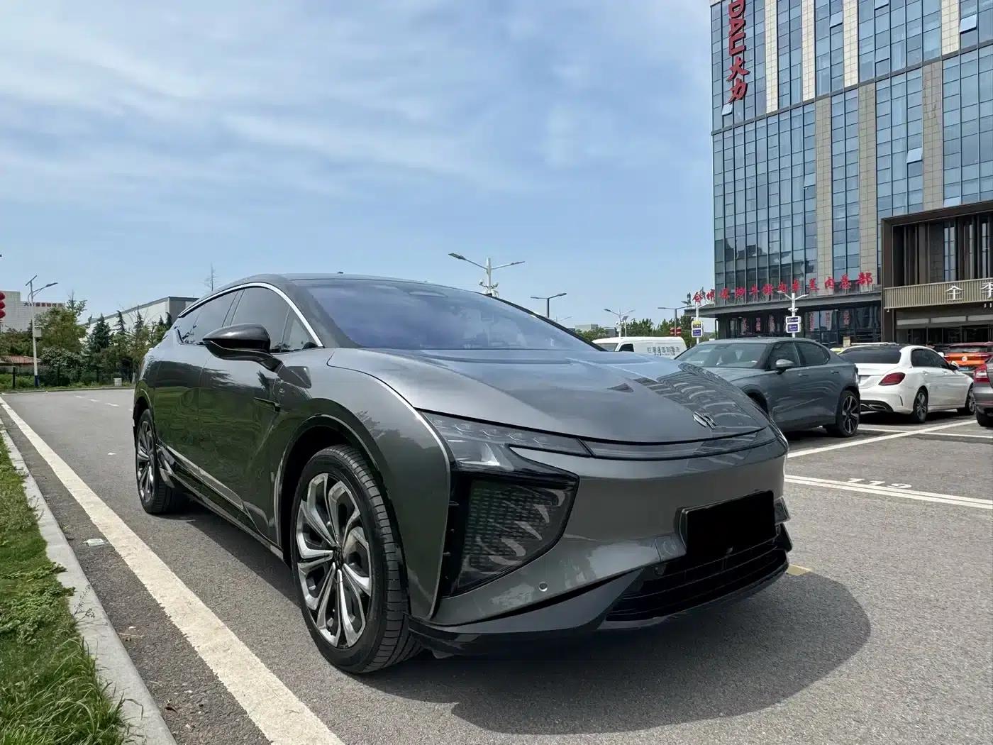 HiPhi X 2021 Flagship Edition 6-seater — миниатюра 3