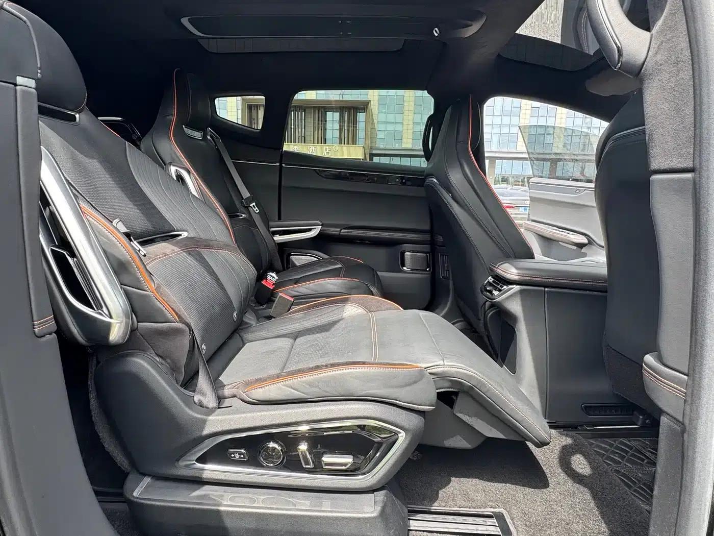 HiPhi X 2021 Flagship Edition 6-seater — миниатюра 10