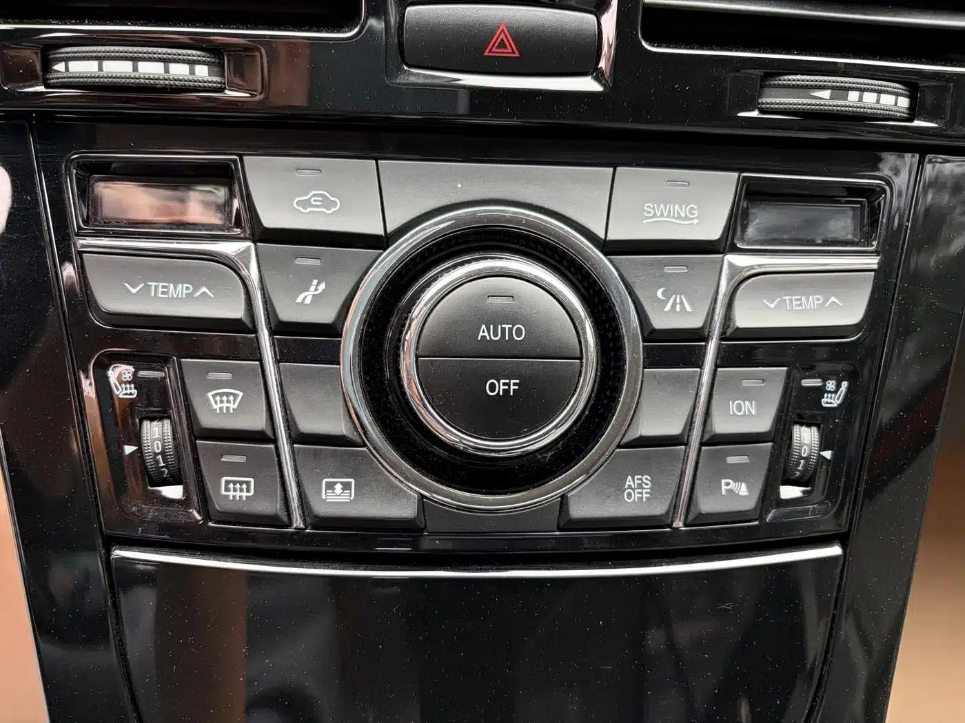 Hongqi H7 2015 2.0T Luxury Edition — миниатюра 24