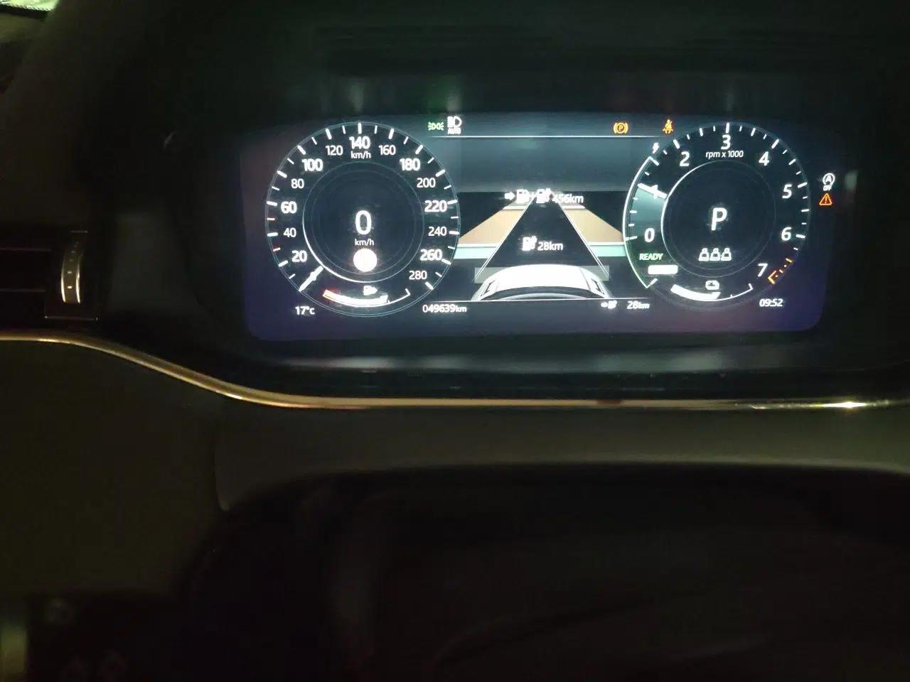 Land Rover Range Evoque New Energy 2022 Aurora L P300e Plug-in Hybrid Electric Version — миниатюра 13