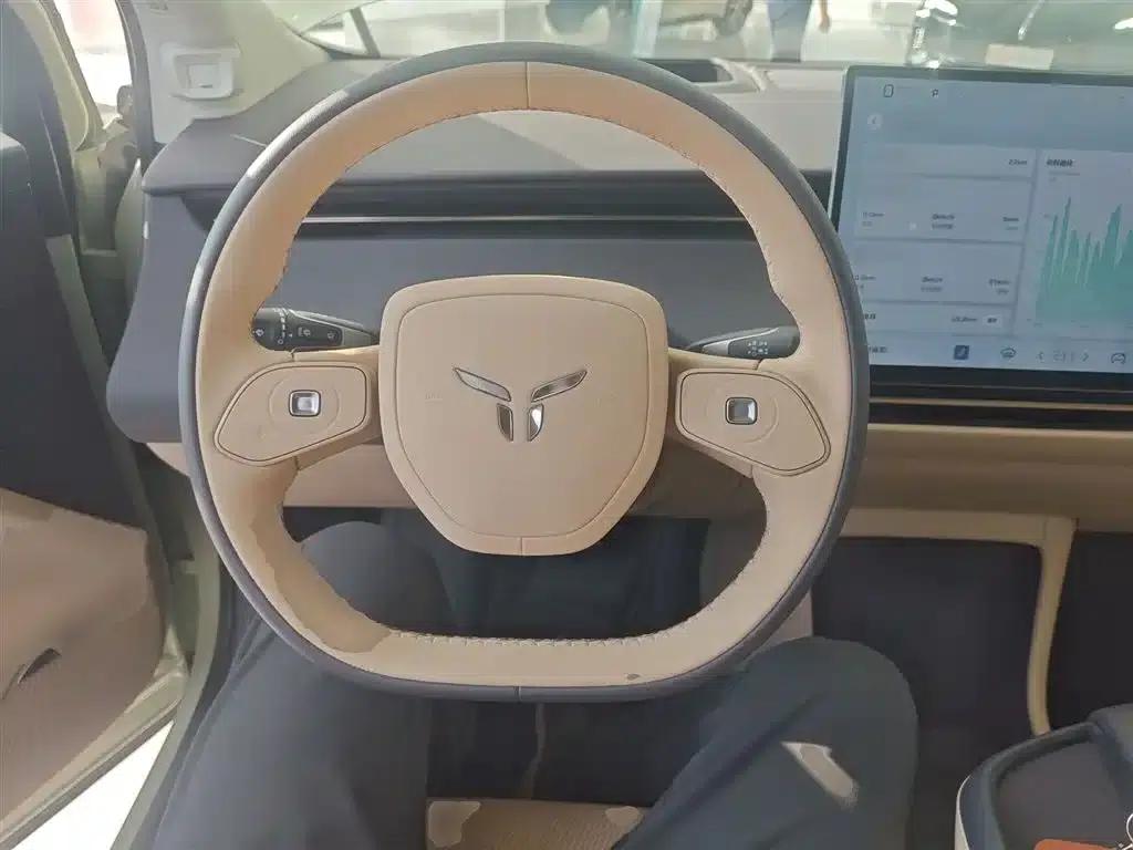 Hongqi Tiangong 06 2025 Model 520 Smart Selection Edition — миниатюра 11