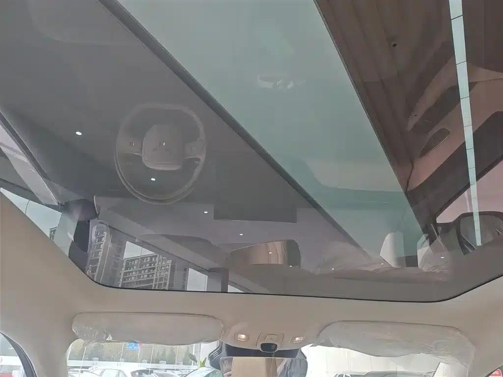 Hongqi Tiangong 06 2025 Model 520 Smart Selection Edition — миниатюра 18