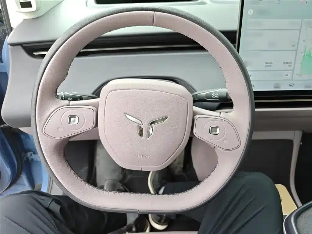 Hongqi Tiangong 06 2025 660 4WD Smart Selection Edition — миниатюра 11