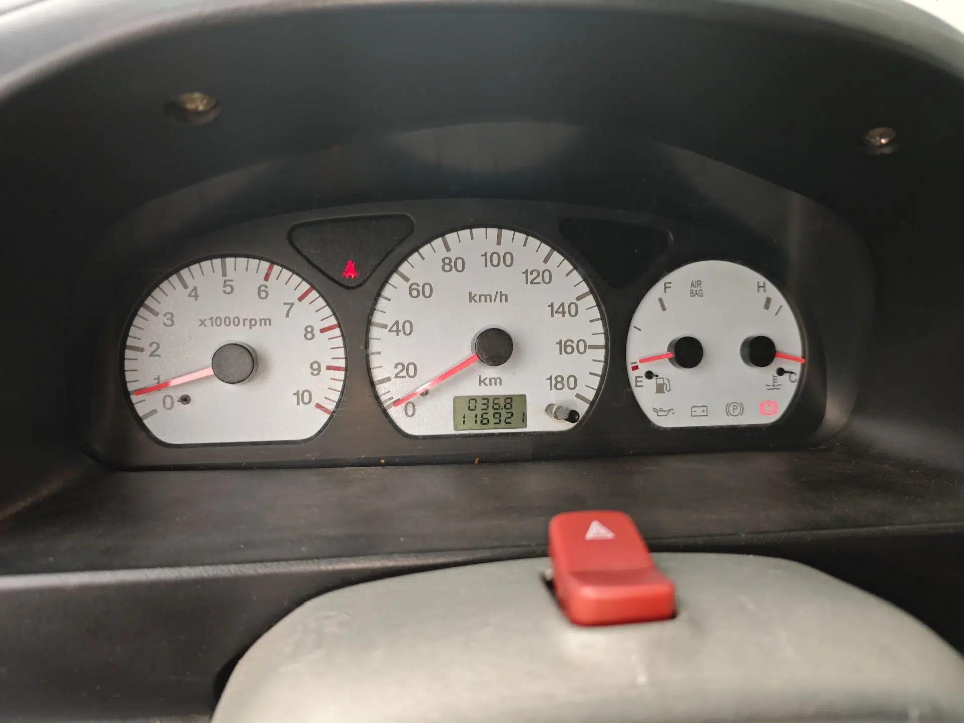 Suzuki Wagon R 2013 Venture Edition 1.0L Manual - Practical Model 3 — миниатюра 12